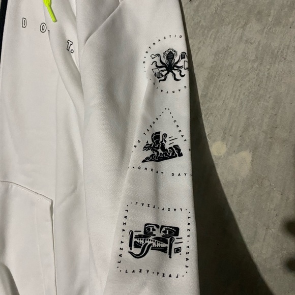 Nike zip up - Picture 3 of 4